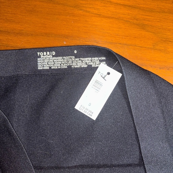 Torrid Black Star Print Panties - Picture 4 of 4